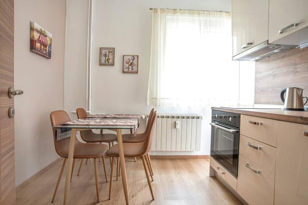 Elegant & Stylish 2 Bedroom Top Central Apartment Sofia Exterior foto